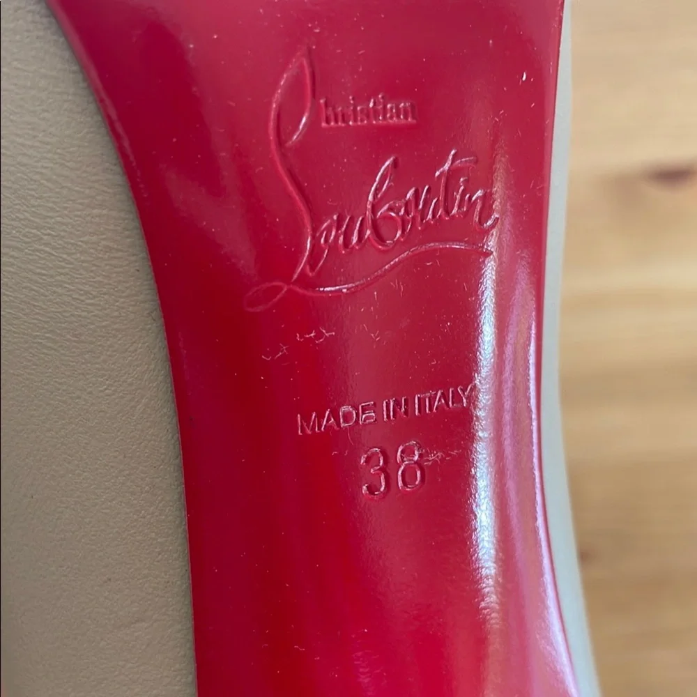 Christian Louboutin Red Bottom Beige Pumps size 38 - Picture 5 of 9